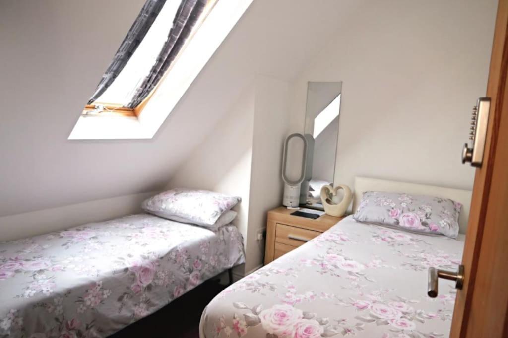 Hen & Stag Retreat Weekend Stay Sleeps 10 To 30 Thetford Ngoại thất bức ảnh