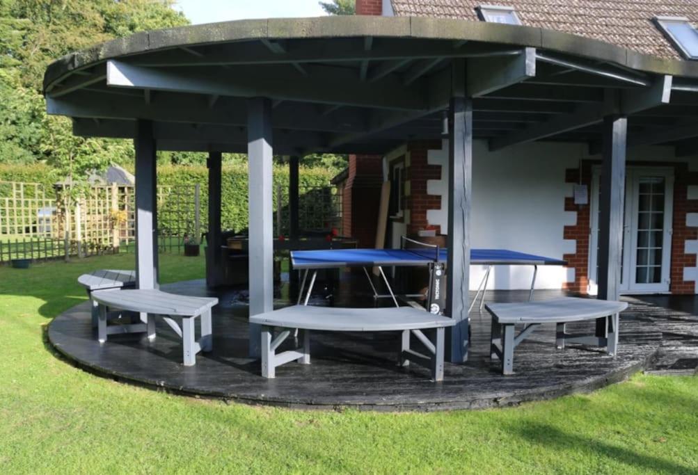 Hen & Stag Retreat Weekend Stay Sleeps 10 To 30 Thetford Ngoại thất bức ảnh